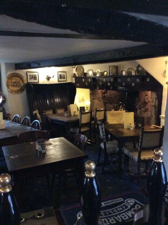 Bear Inn - Bisley Bisley  Exterior foto