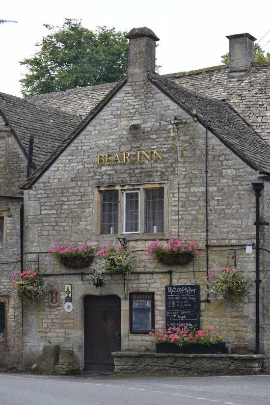 Bear Inn - Bisley Bisley  Exterior foto